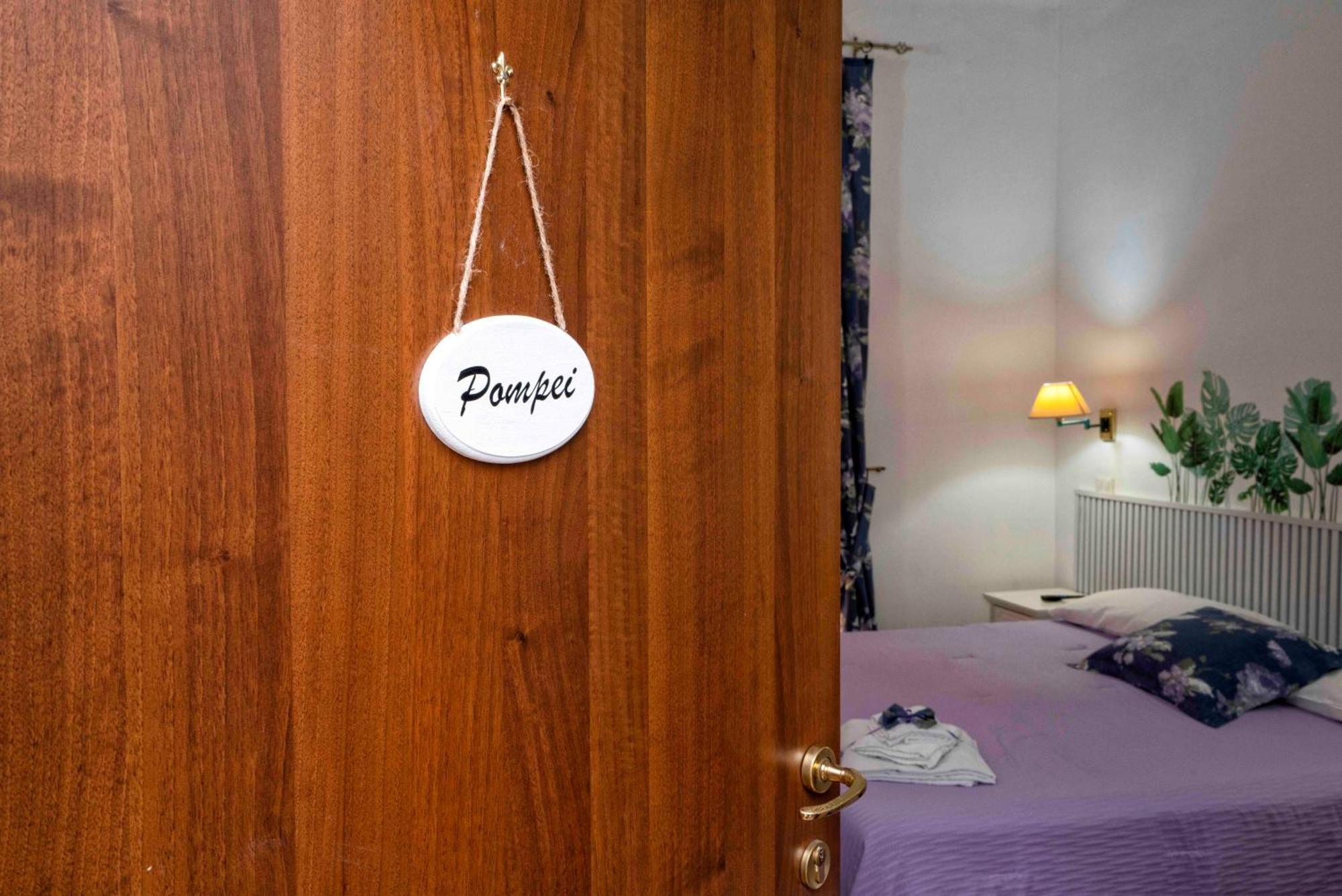 Rodoflor Rooms กาสเตลลัมมาเร ดิ สตาเบีย ภายนอก รูปภาพ